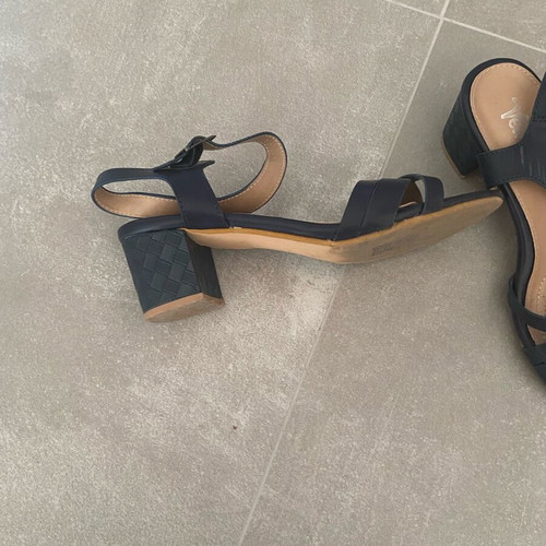 Sandals like new, size 39, blue