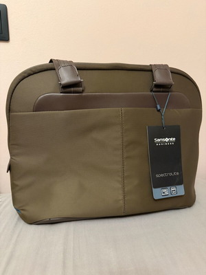 Samsonite bag with compartments new