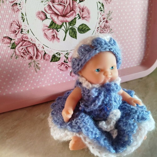 Doll with handmade dress and hat new, 10 cm