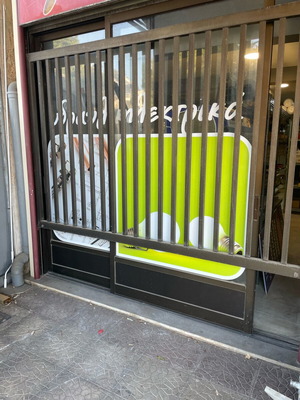 Security roller shutters used, set of 4 with rails, manual