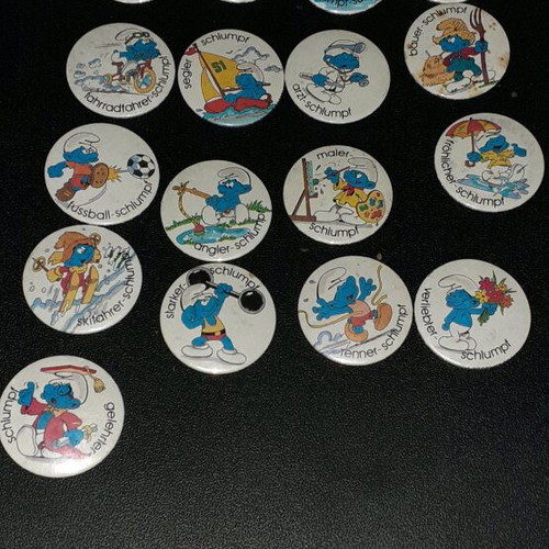 Smurfs pin collection, 20 large pins, German set, 1983