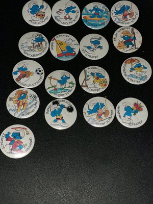 Smurfs pin collection, 20 large pins, German set, 1983