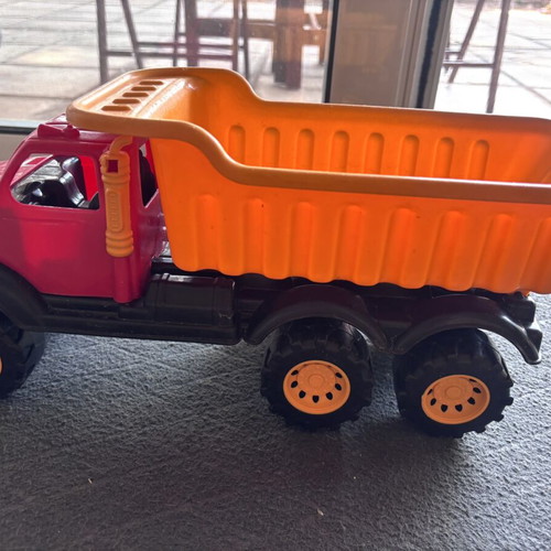 Plastic children's toy truck used, dimensions 0.40x0.16x0.19 m