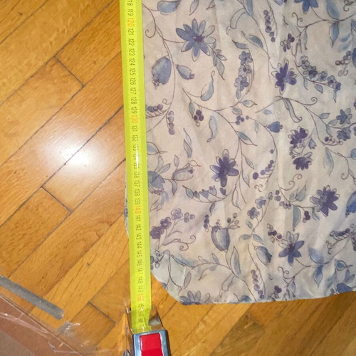 Vintage φουλάρι με floral μοτίβο, made in Italy, μεταχειρισμένο