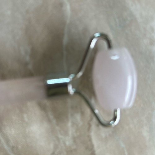 Facial massage tool of rose quartz new