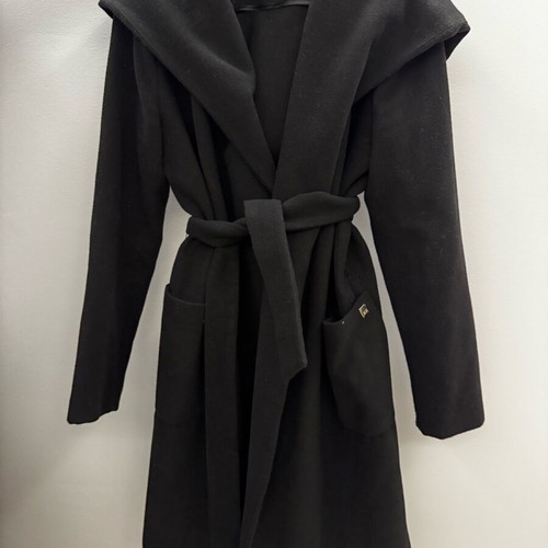 BSB coat with belt and hood like new, black
