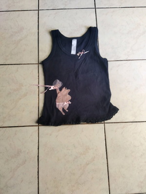 Devotion sleeveless blouse medium black like new