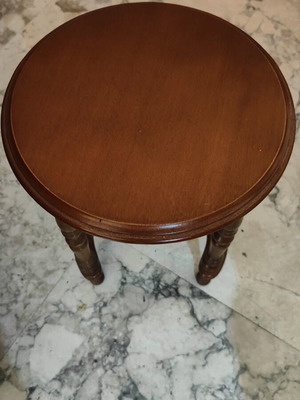 Coffee table like new