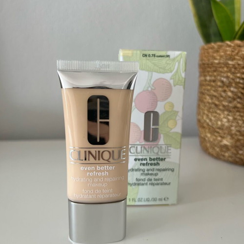 Clinique Even Better Refresh makeup new, shade CN 0.75 custard