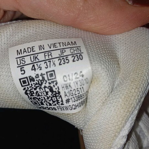 Sneakers γυναικεία άσπρα αθλητικά σαν καινούργια, μέγεθος 37.5
