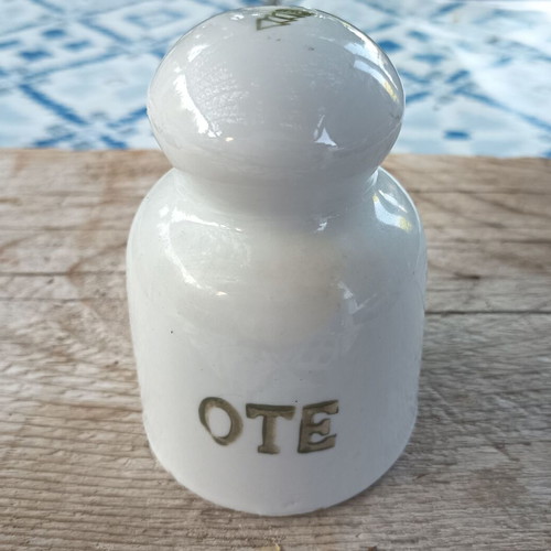 OTE Insulator used, height 11 cm, diameter 6 cm