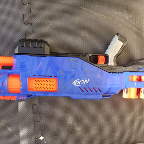 Nerf N-Strike Elite Trilogy DS-15 Blaster used, shotgun with 4 shells