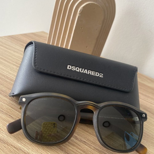 Dsquared2 sunglasses like new, black and brown