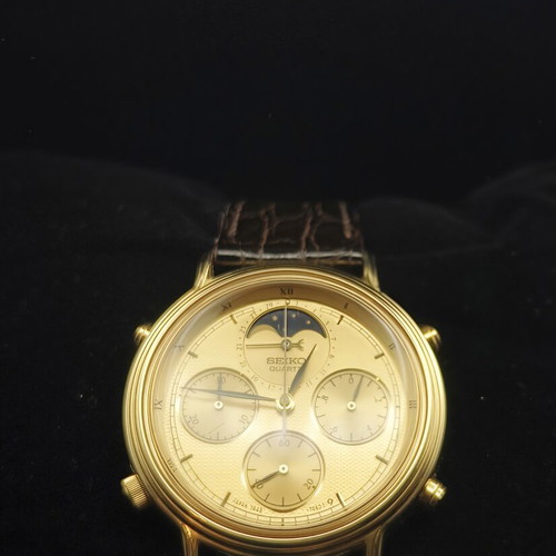 Seiko 7A48-702A Moonphase Quartz Chronograph vintage watch
