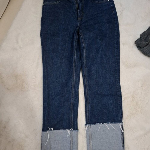 Vero Moda jeans like new, size S with detail at hem