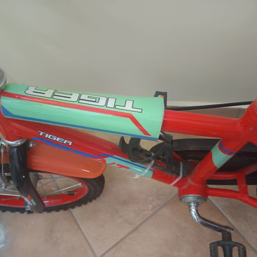 Orient Tiger BMX kids bike 14 inch, red with orange details