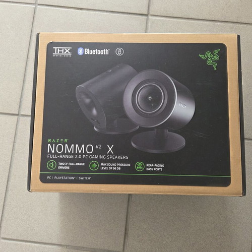 Razer Nommo V2 X wireless computer speakers 2.0 new