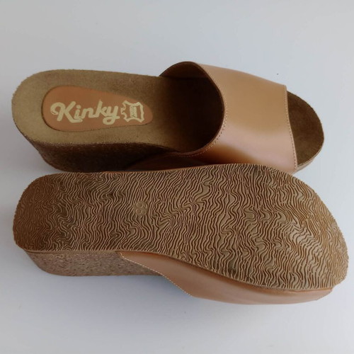 Women's leather platform sandals size 38, like new, cork sole