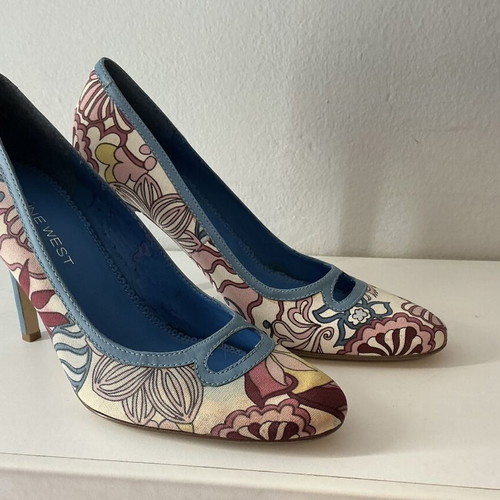 Nine West colorful pumps size 36 like new, 10 cm heel