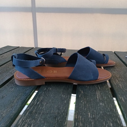 Estil leather sandals new, size 39, blue