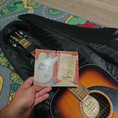 Fender CD-60 Acoustic Guitar like new with case