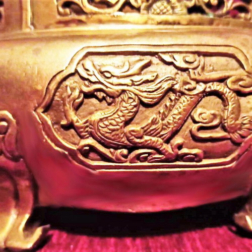 Chinese rotating feng shui ball like new, solid bronze