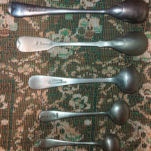 Old spoons used with different lengths and markings