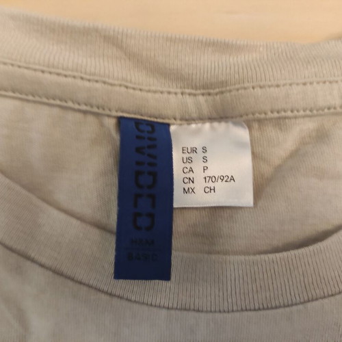 Men's T-shirt size S like new, beige
