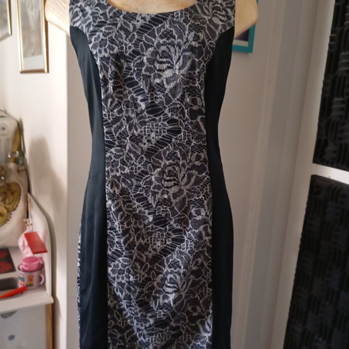 Arte Maxima dress size S like new, black and white