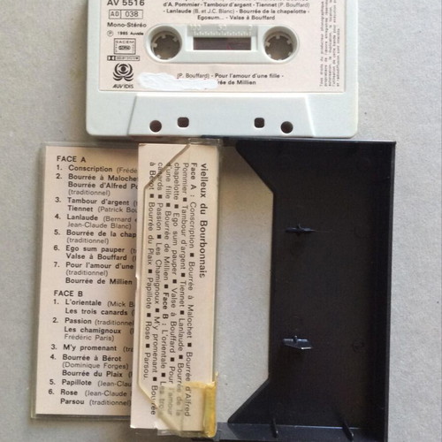 Vielleux Du Bourbonnais Coup De 4 folk cassette tape used