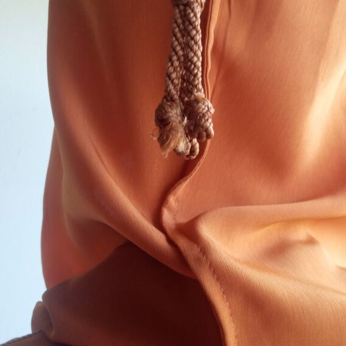 Kaftan vintage with hood and embroidery, like new