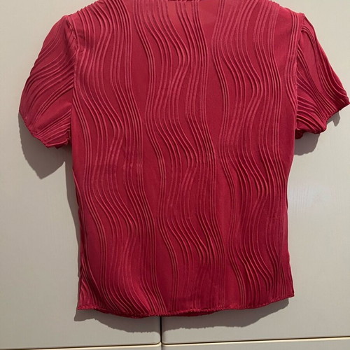 Shein women's top like new, fuchsia