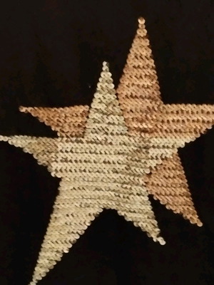 T-shirt with shiny stars like new, size M/L, black