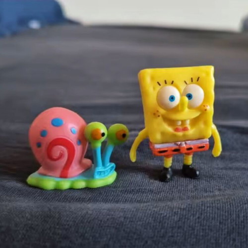 SpongeBob 6 figures new, pack
