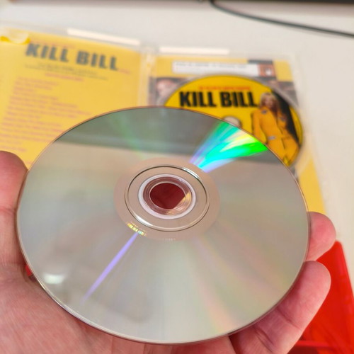 Kill Bill Volumes I and II DVD set like new with English subtitles
