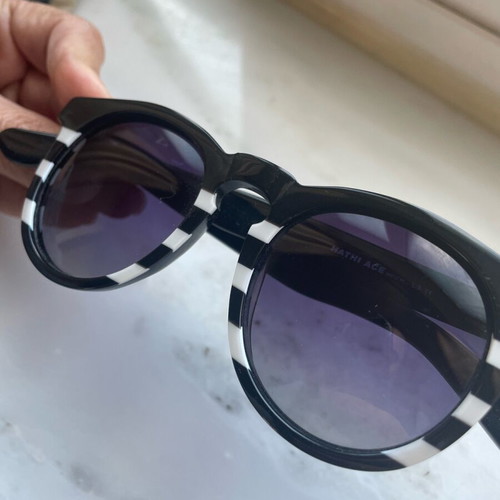 Sunglasses like new