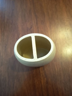 Ceramic toothbrush holder like new