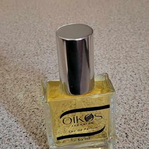 Paradoxe type perfume 30ml like new, Eau de Parfum