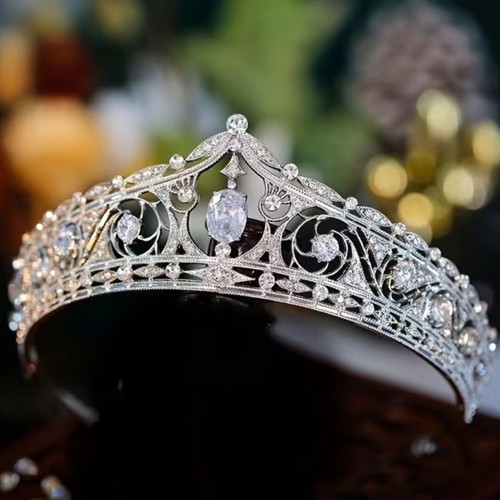 Bridal tiara with crystal rhinestones, new