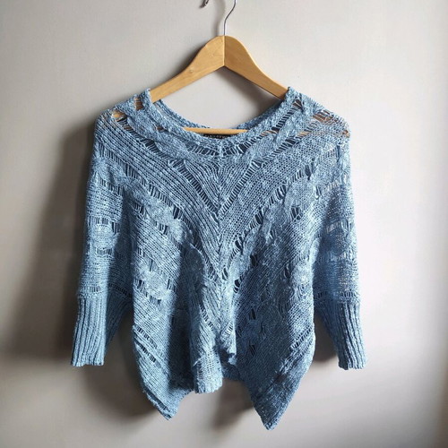 Knitted spiderweb blouse like new, medium blue