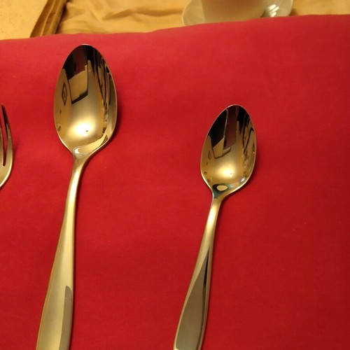Villeroy & Boch cutlery set of 5, silver color, new