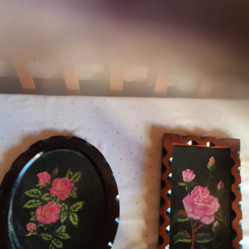 Handmade embroidered frames like new, set of 2