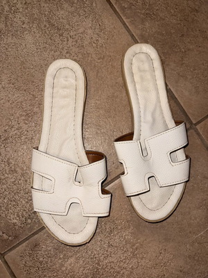 Slippers size 40, like new, white