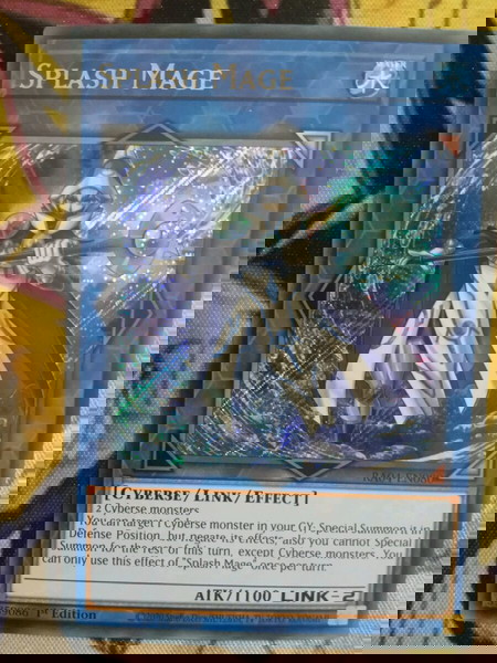 Splash Mage (Secret Rare, Yugioh)