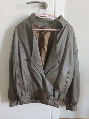 Vintage gray jacket like new, women's size M