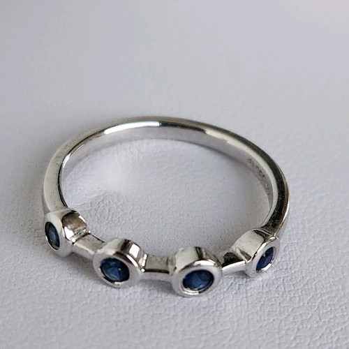White gold rings used, set of 3, 14 carat with sapphire and brilliant