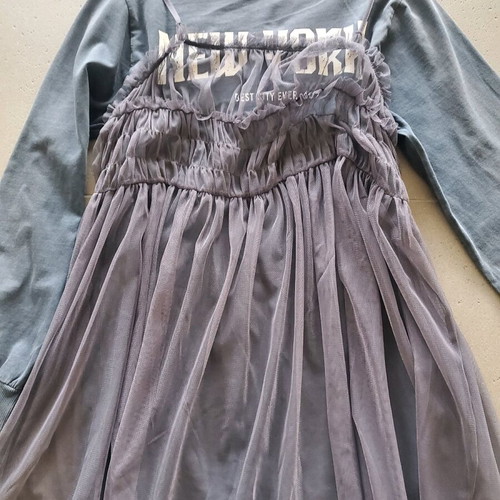 Zara girl sweatshirt dress with ruffles 13-14 years like new, gray