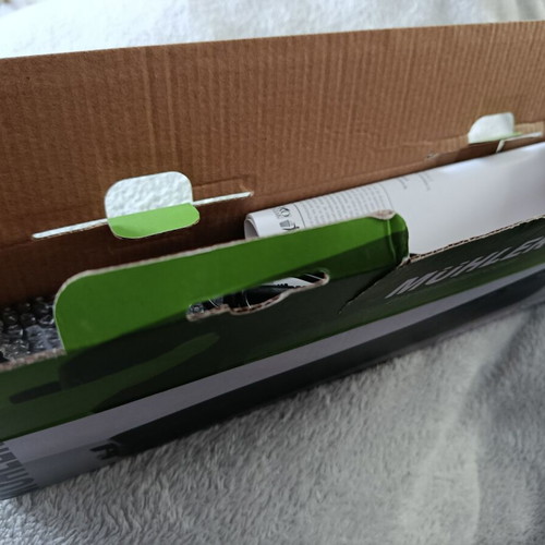 Vacuum sealer machine new in box