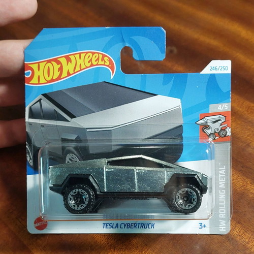 Hot Wheels Tesla Cybertruck sealed, like new
