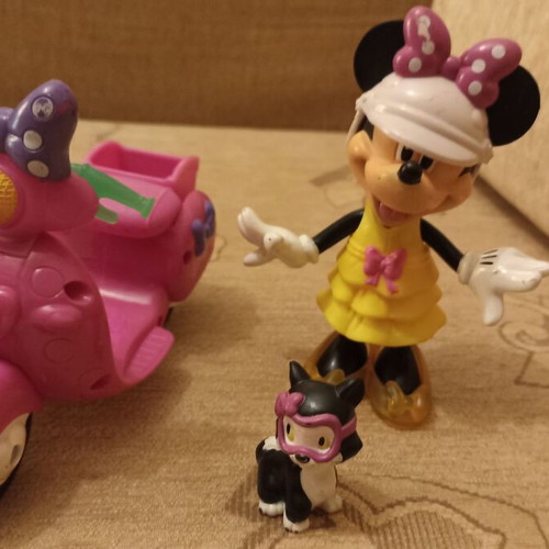 Minnie Mouse with Vespa Scooter used children's toy